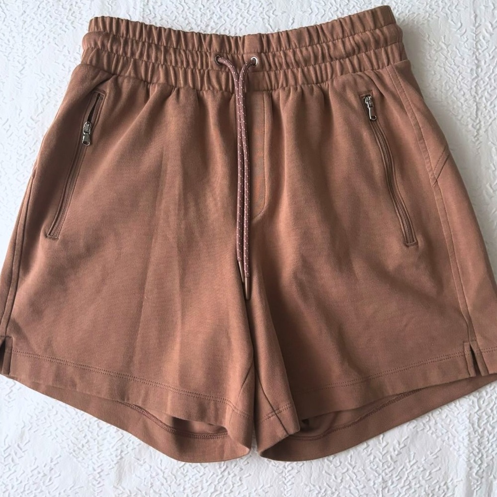 old navy mauve fleece active shorts